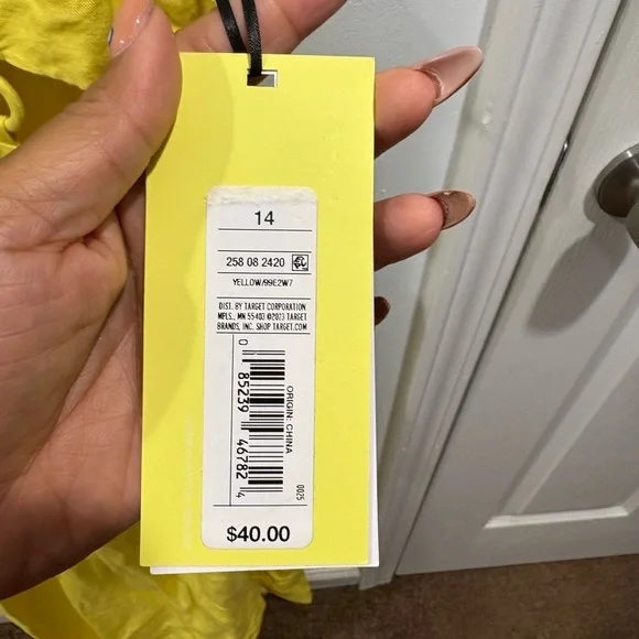 Elegant Yellow Maxi Dress - Picture 3 of 4